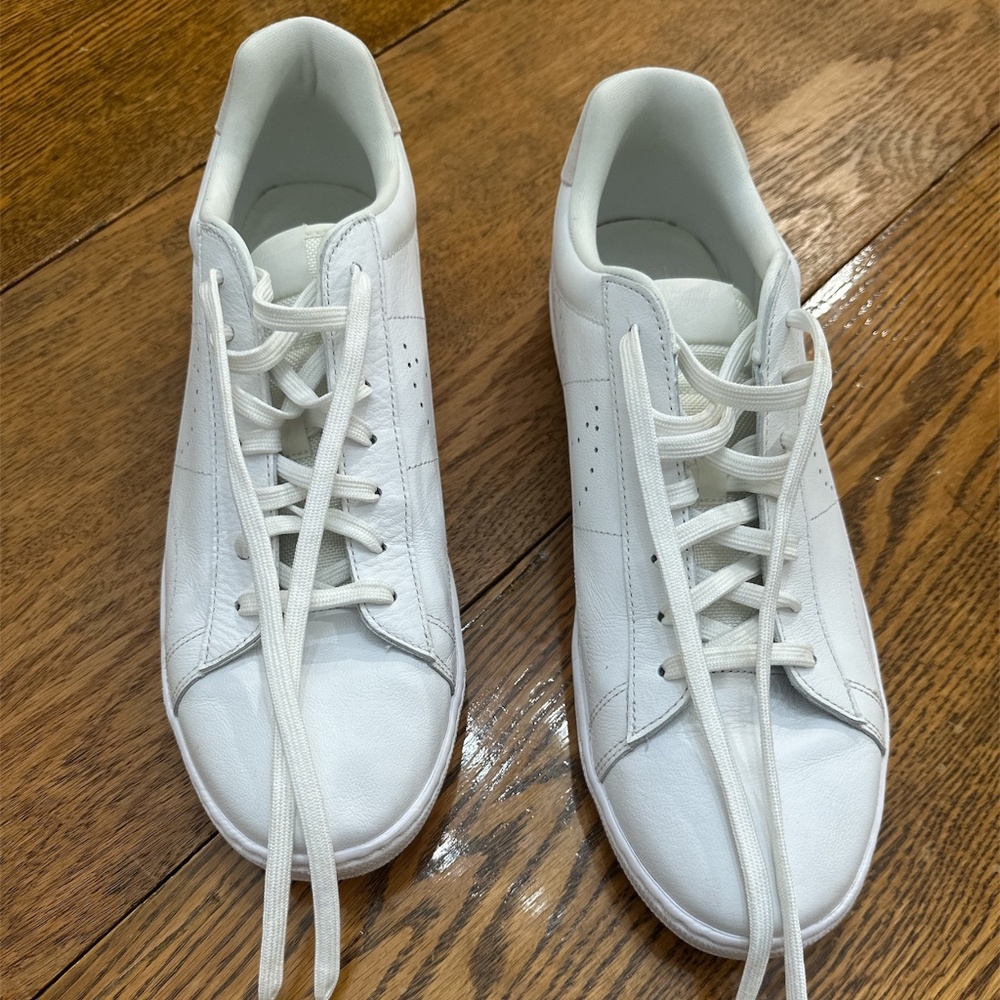 Nike Men's Tennis Classic Ultra Leather Shoes